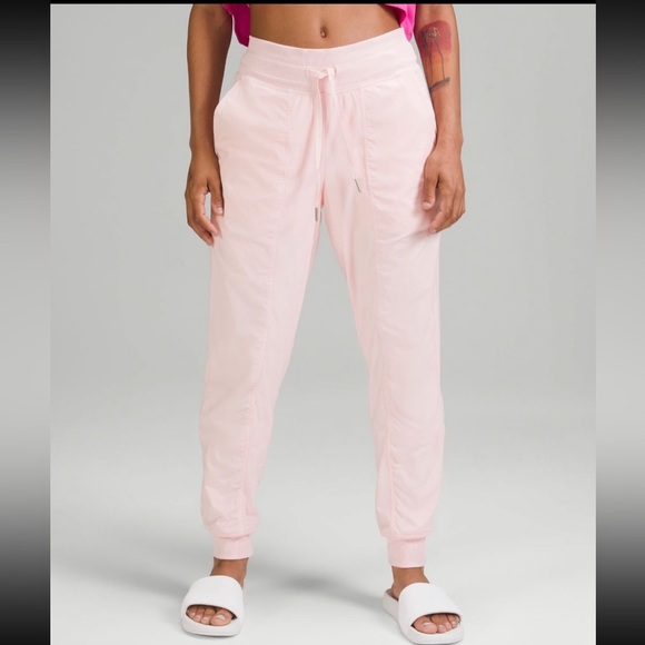 Lululemon strawberry milkshake dance joggers